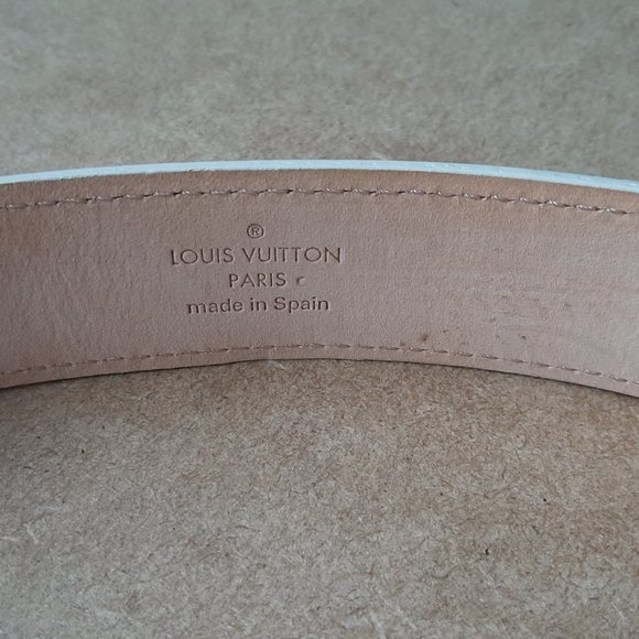 Louis Vuitton authentic white leather belt - Picture 12 of 14